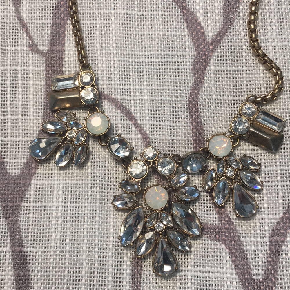 Mythologie floral statement Jewel necklace